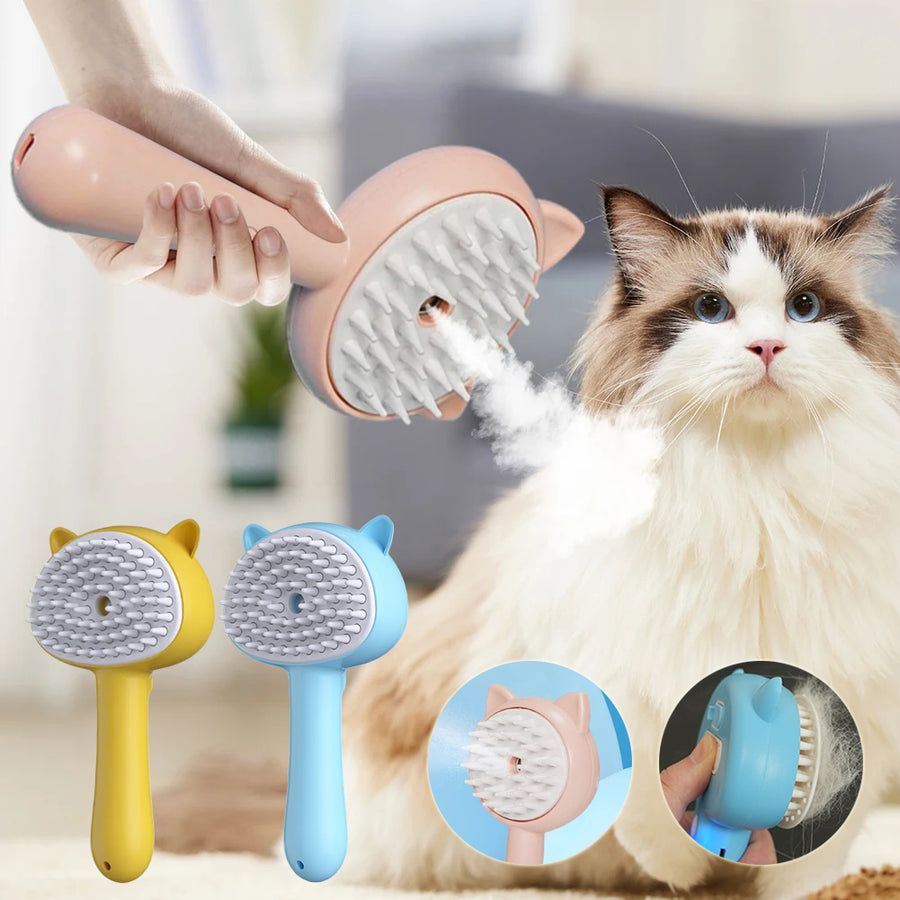 La brosse Poilou en rose et en bleu, posée près d’un chat.