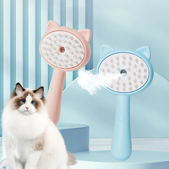 Brosse anti-poils à brume Poilou en cours d'utilisation